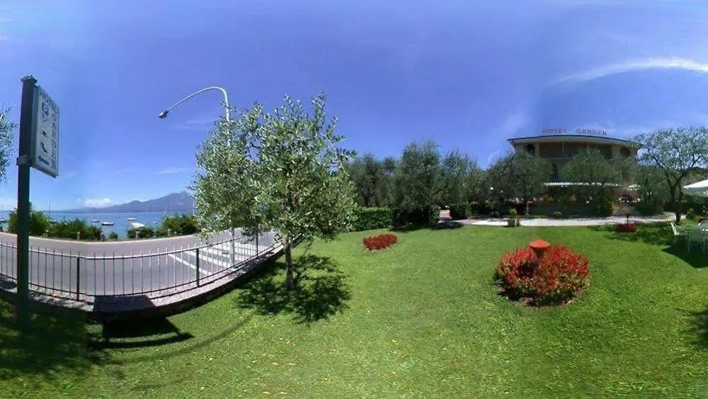 Hotel Garden Torri Del Benaco 2*,  Itálie