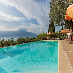  Apartment Wonderful View With Pool With Breakfast Gardasee