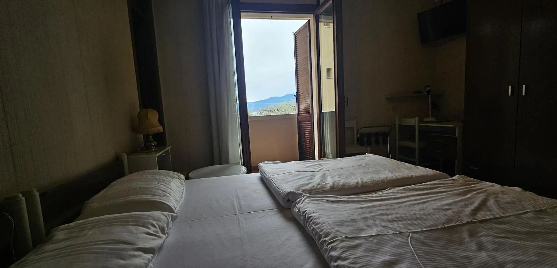 Hotel Garden Torri Del Benaco 2*,