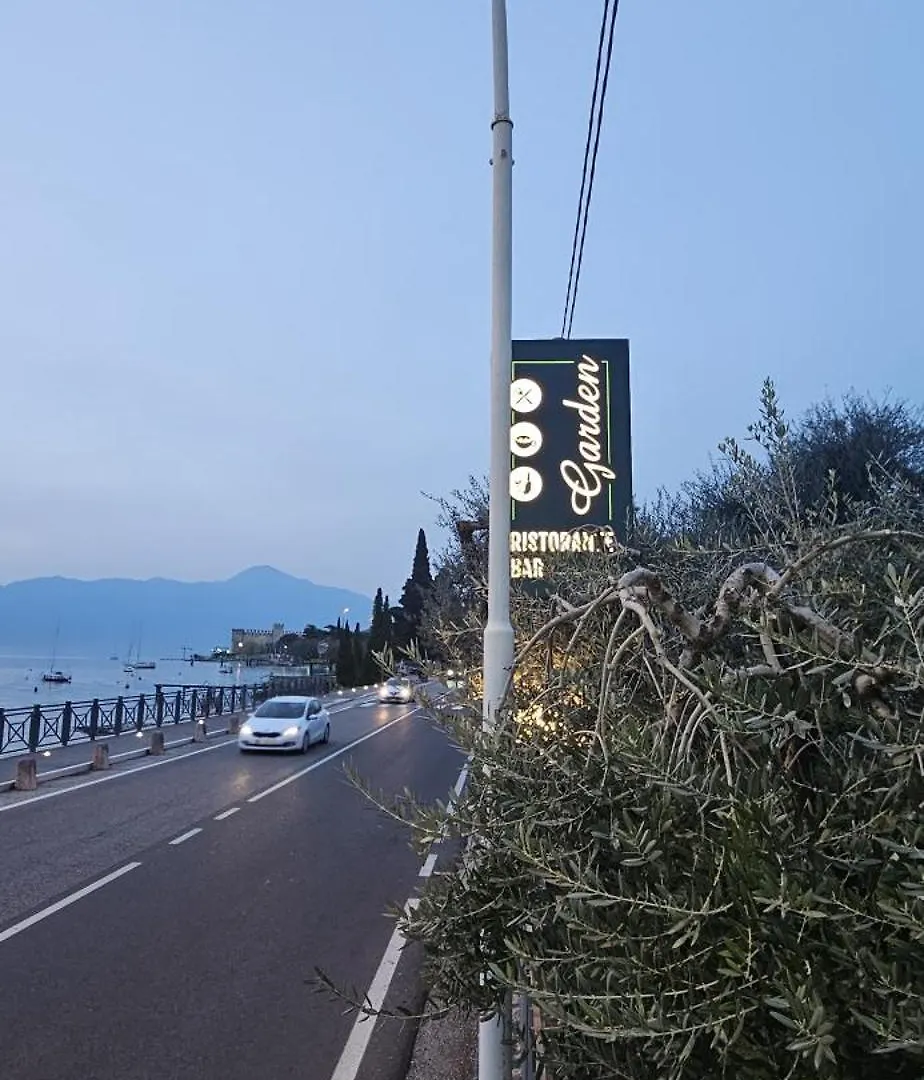 Hotel Garden Torri Del Benaco Italy