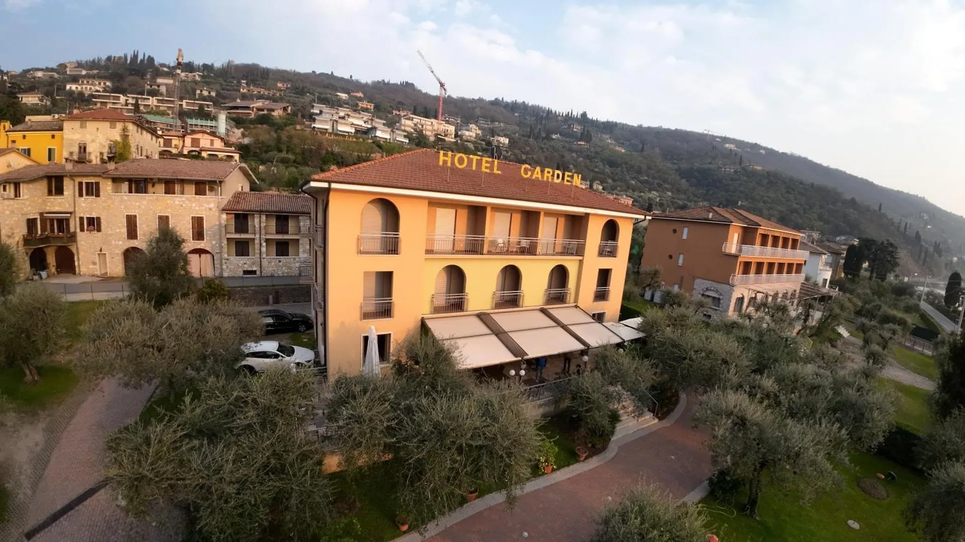 Hotel Garden Torri Del Benaco 2*,