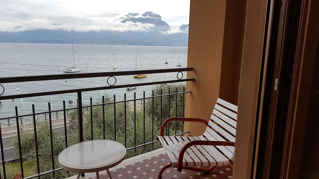 **  Hotel Garden Torri Del Benaco Italy